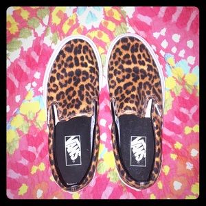 Worn once cheetah print Vans Size 7 ladies